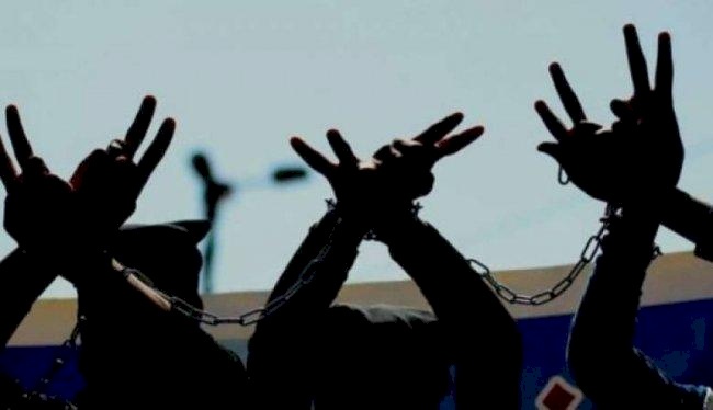 بدلا من مصلحة السجون...الشاباك يتولى المفاوضات مع الاسرى