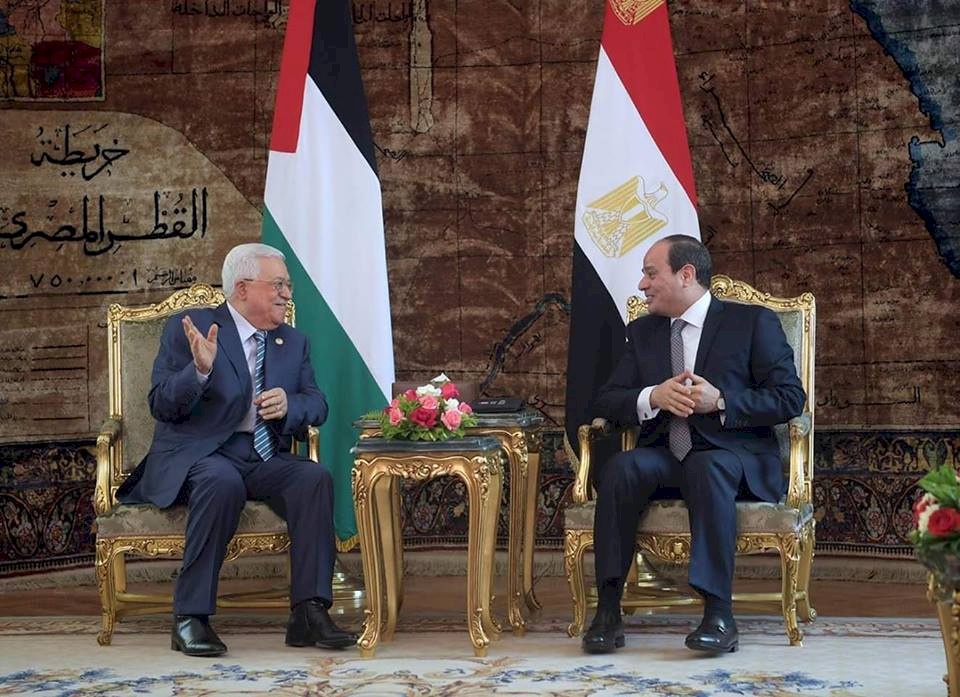 اليكم تفاصيل اجتماع الرئيس عباس مع السيسي في القاهرة