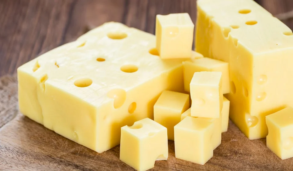 Myths.. What is the connection between eating cheese at night and nightmares?
