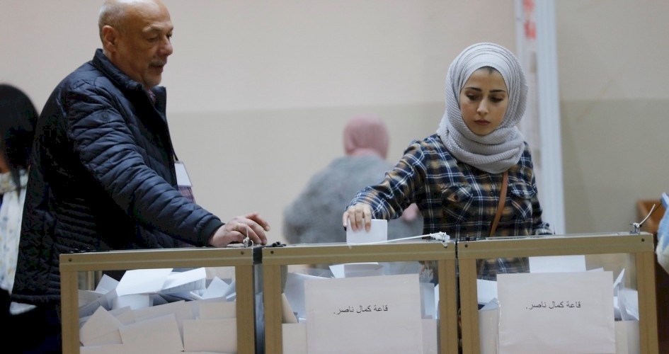 فوز كتلة شهداء الأقصى في انتخابات مجلس بوليتكنك فلسطين