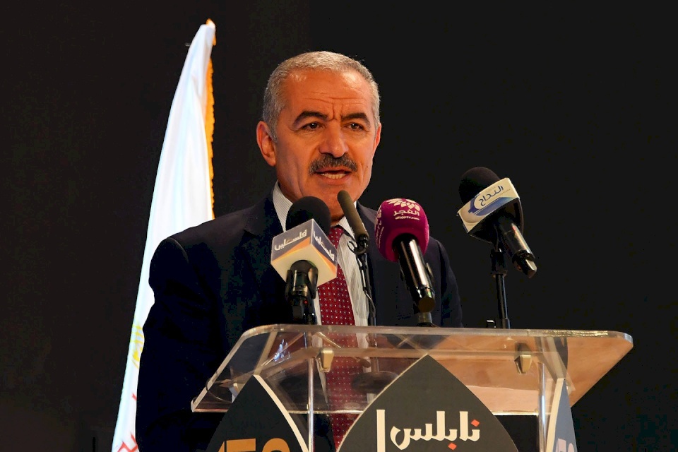 اشتية:  لن يتم القبول باستمرار القرصنة الإسرائيلية لأموال المقاصة