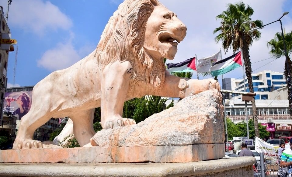 إسرائيل تخطط لقطع الكهرباء عن مناطق في الضفة