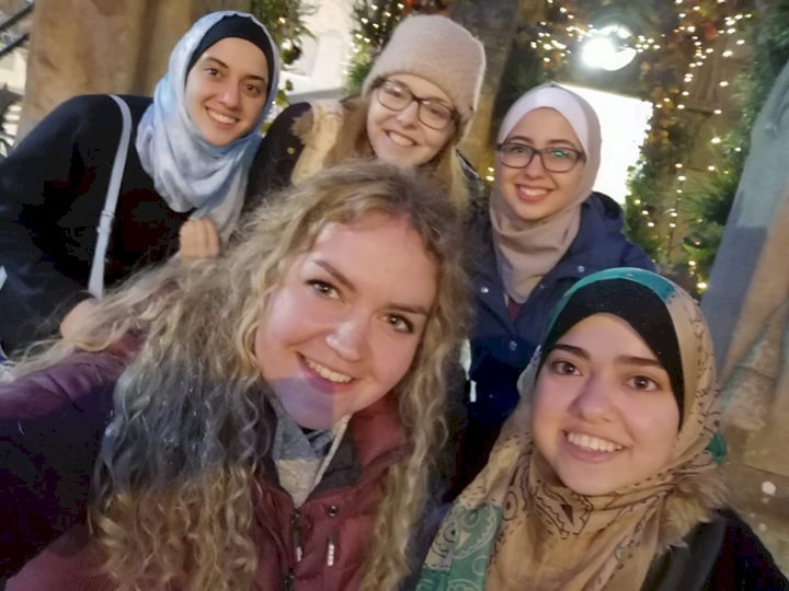 "ايراسموس بلس" جعل من فاطمة قصة نجاح يصفق لها الجميع