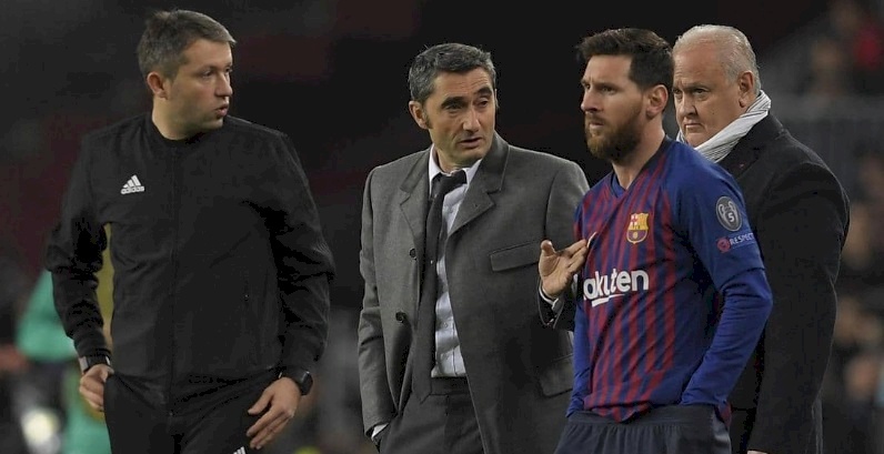 مدرب برشلونة يجيب على السؤال الصعب: هل تنوي الرحيل؟