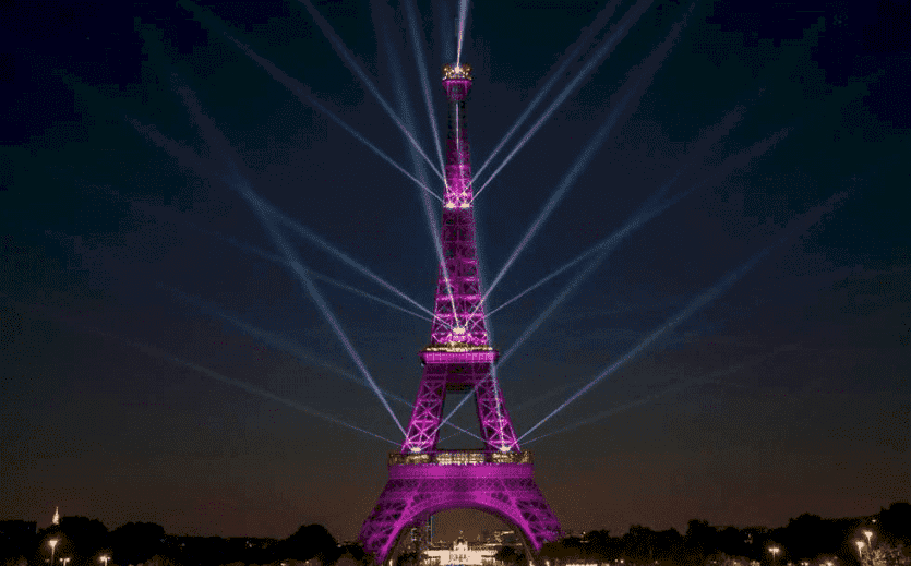  باريس تحتفل بالذكرى 130 لإنشاء برج "إيفل"