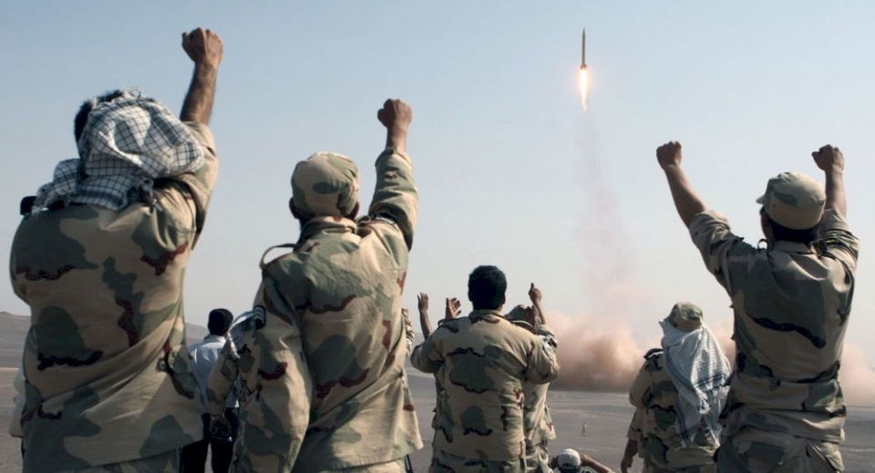 العراق في مرمى أهداف إيران خلال الحرب