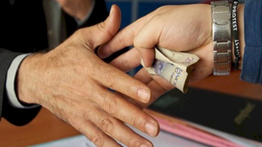 اليك القواعد العالمية لإعطاء الإكرامية "البقشيش"؟