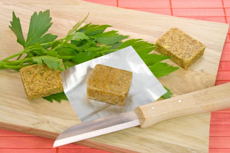 مكعبات مرق الدجاج سم قاتل!!