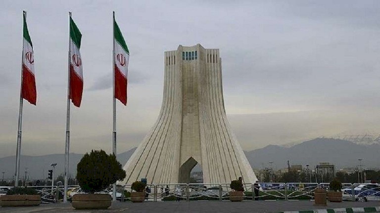 طهران تدعو إلى عقد مفاوضات مع واشنطن في قطر أو العراق