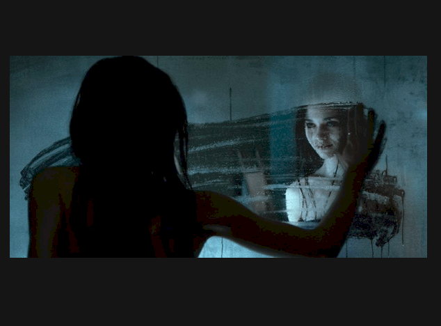  فنانة مُصابة بمرض غريب.. هذا ماتفعله ليلاً وصباحاً 