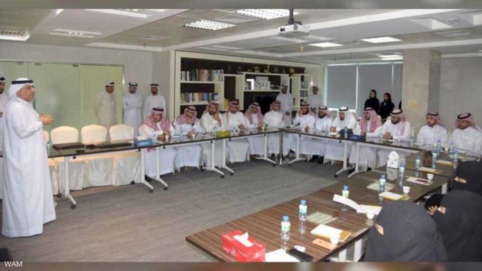 الإمارات والسعودية تعززان تعاونهما في تطوير العمل الحكومي