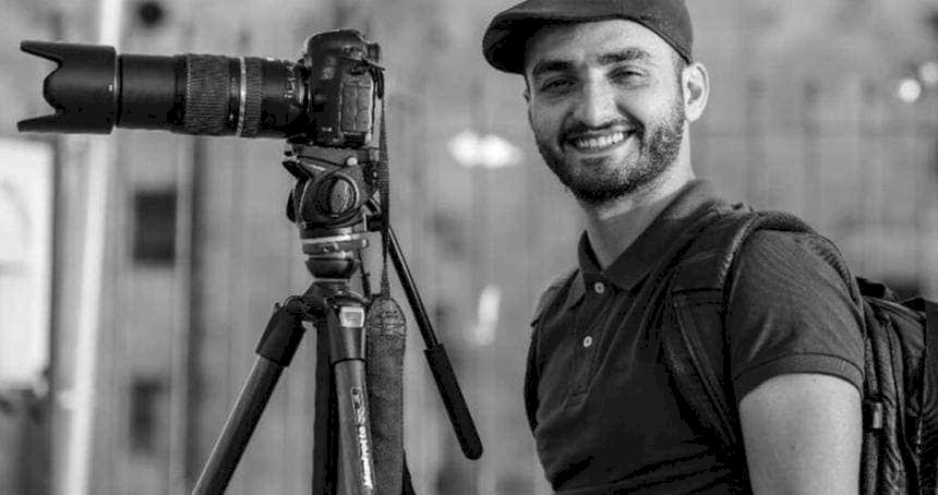 العفو الدولية تعلق على ترحيل الصحفي الخاروف