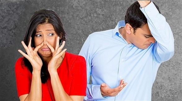 هكذا تتجنب رائحة العرق الكريهة