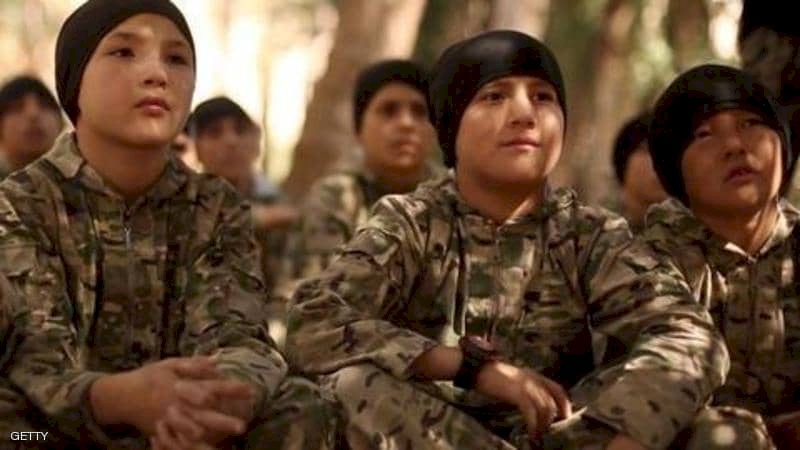 العراق يسلم أنقرة 188 "طفلا داعشيا"