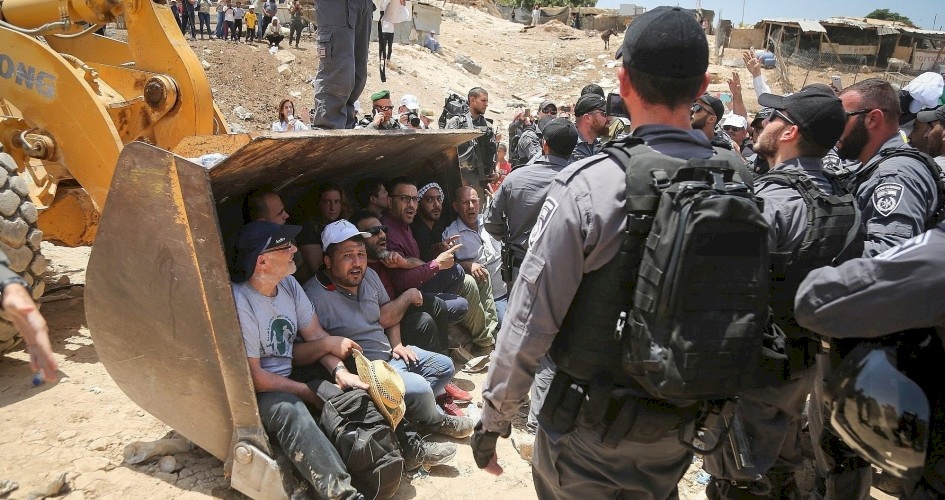 "هآرتس": أميركا طلبت من "إسرائيل" تأجيل إخلاء الخان الأحمر