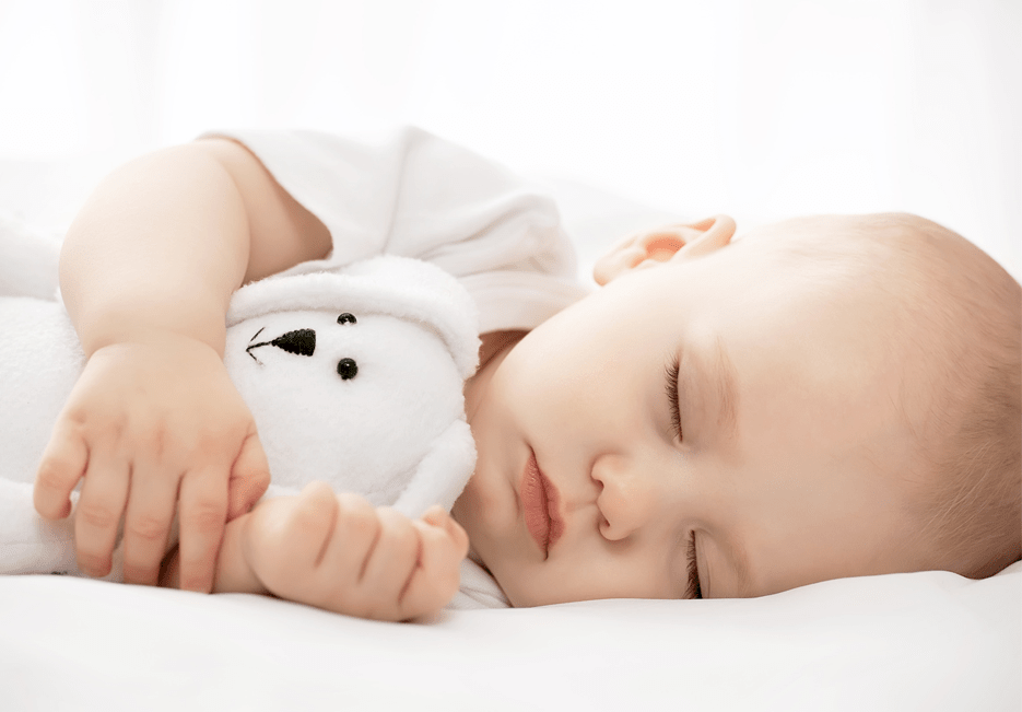 لماذ ينام الرضيع كثيراً؟
