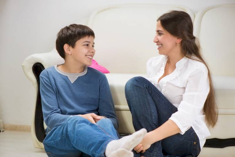 كيف تكسبين ثقة ابنك؟
