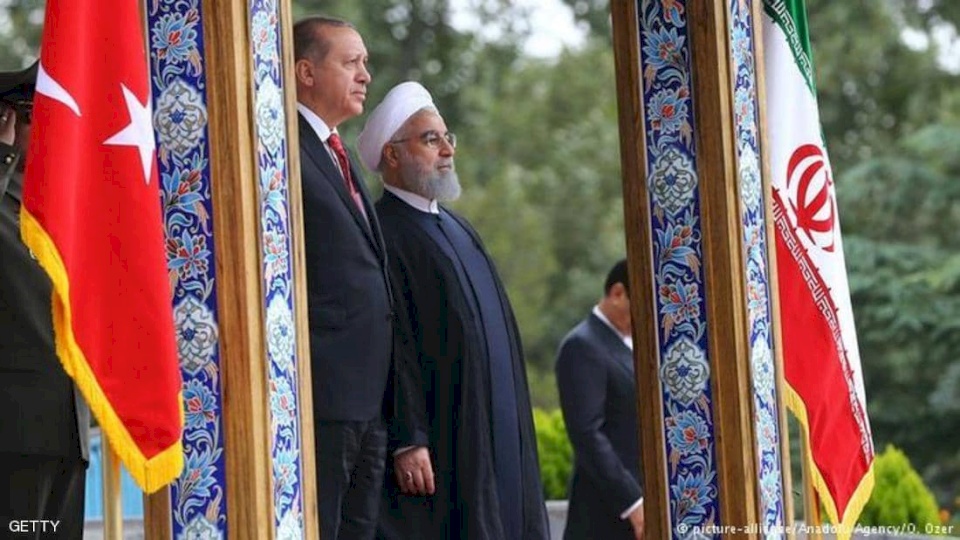 تركيا وإيران.. تدخلات في المنطقة بنزوات تاريخية