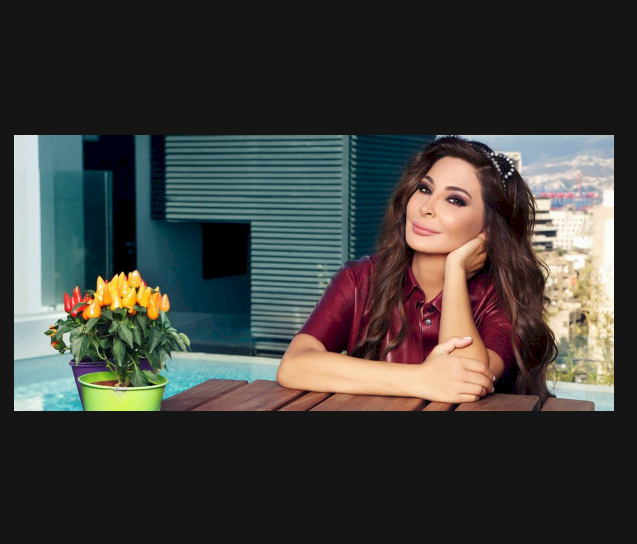  إليسا ترد على مدير مهرجان قرطاج بعد إهانته لها 