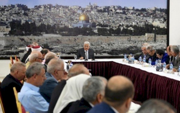 الدعوة لاجتماع عاجل للقيادة الفلسطينية