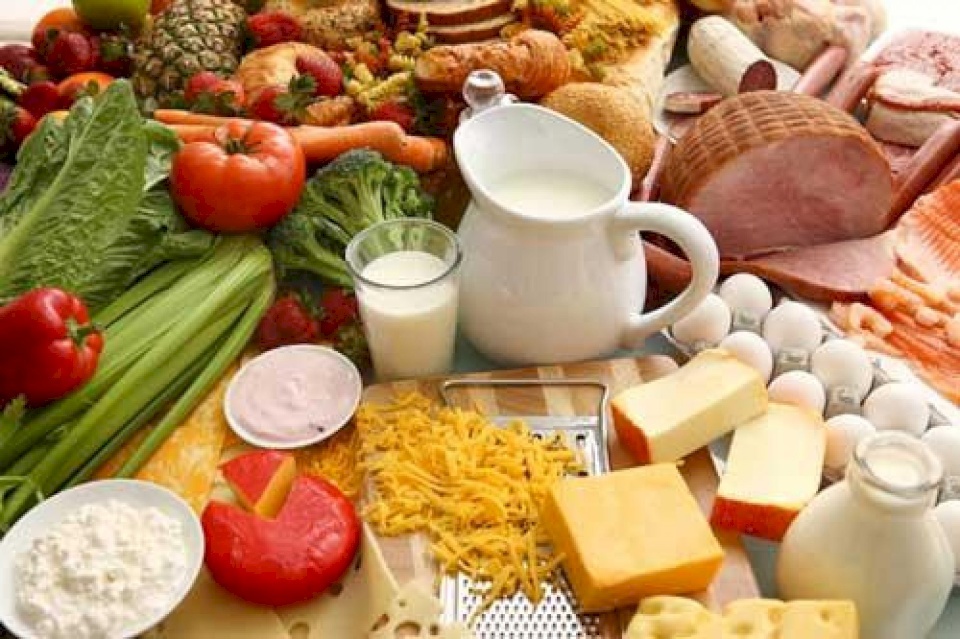 كم نحتاج من البروتين يوميا؟