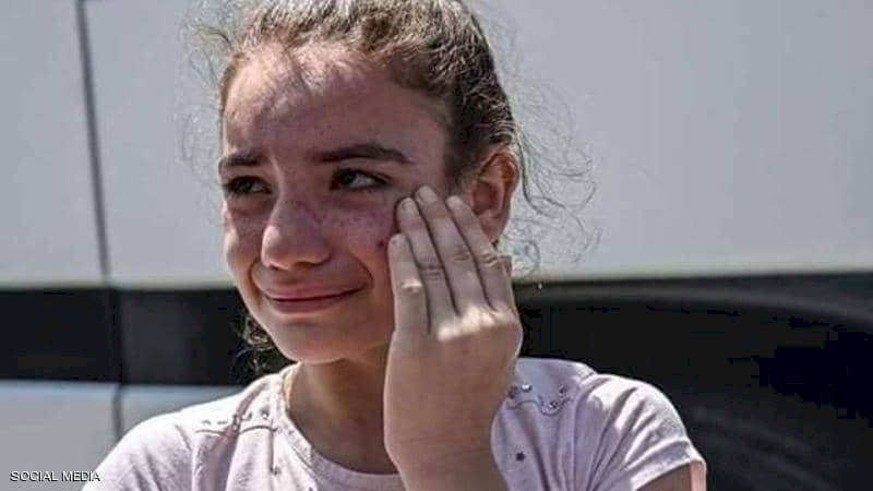 بالصور.. دموع طفلة سورية تثير الغضب
