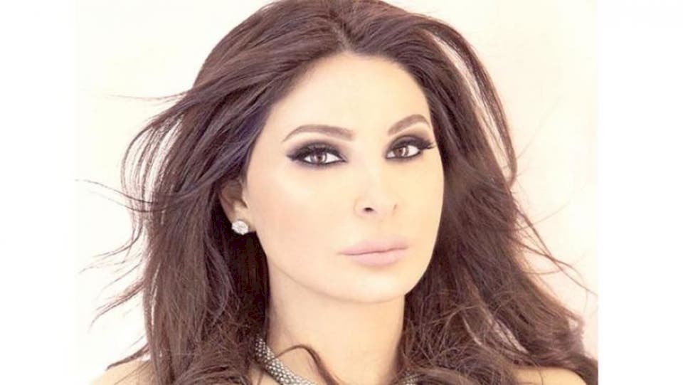 "روتانا" تتبرأ من محاربة ملكة الاحساس "إليسا"