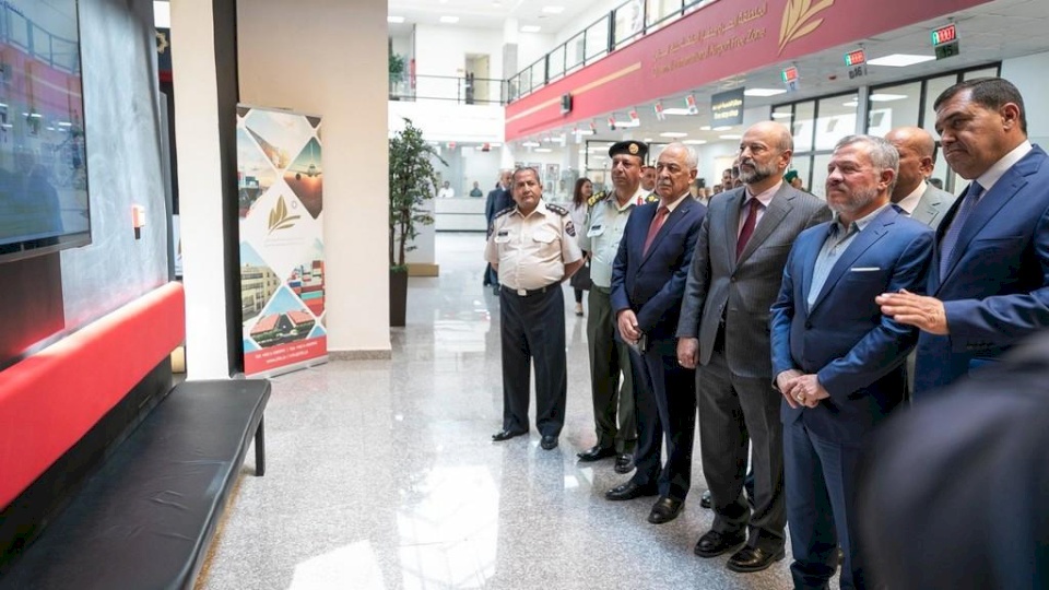 العاهل الأردني يفتتح المنطقة الحرة الجديدة في مطار الملكة علياء