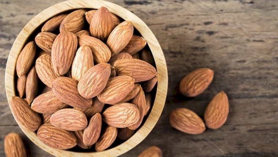 8 فوائد صحية لتناول اللوز يومياً