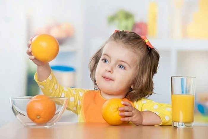 كيف تخفف من درجات الحرارة على طفلك؟