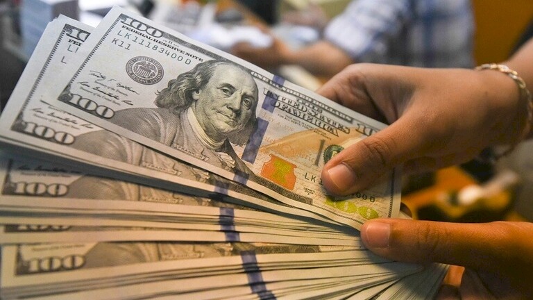 روسيا لن تقترض بالدولار في 2020