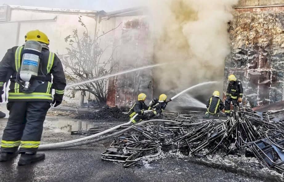 بفعل طائرة مسيرة.. حريقان كبيران بالسعودية