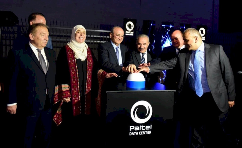 الاتصالات تفتتح مركز البيانات الاحدث في المنطقة