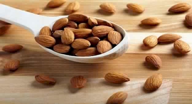 هذه هي فوائد اللوز للحامل