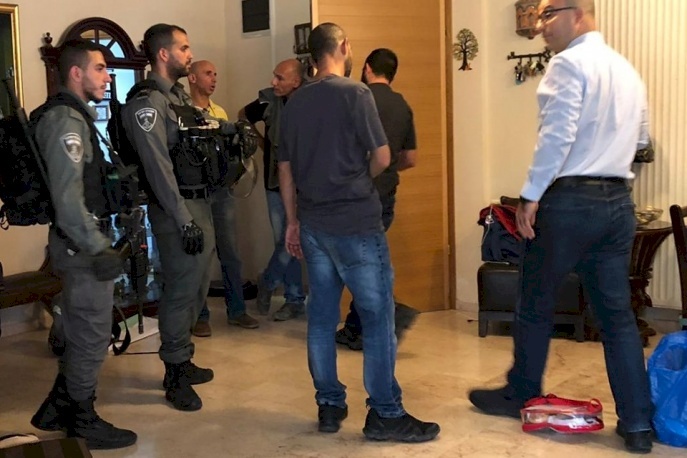 اعتقال وزير شؤون القدس فادي الهدمي واقتحام منزل المحافظ عدنان غيث