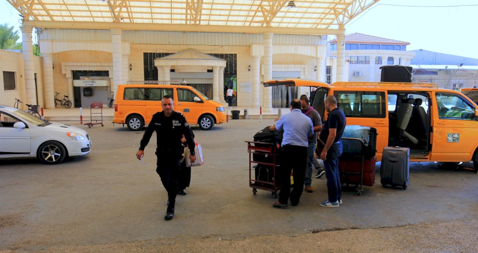 تعديل ساعات العمل على معبر الكرامة