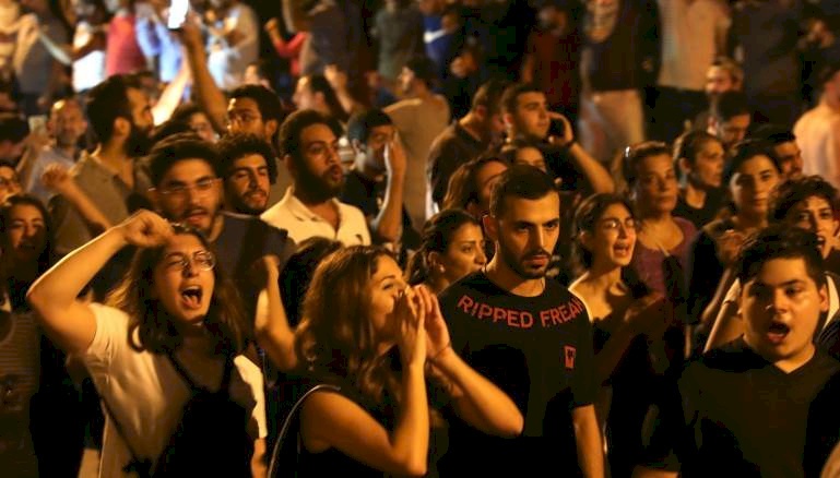 مقال.. الشتيمة وحدها ما يستحقه هذا النظام