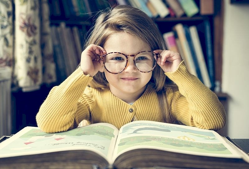 خلال الامتحانات.. هذه نصائح غذائية للأطفال