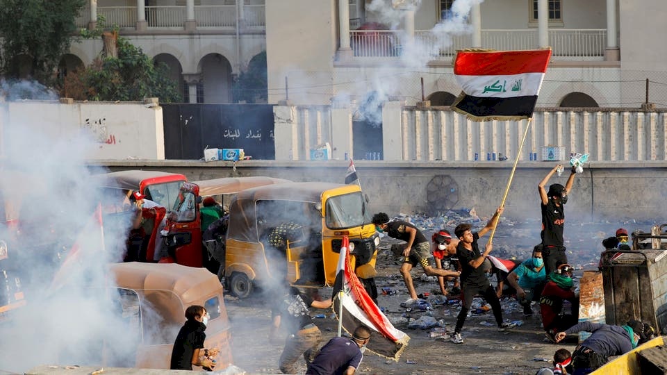 رفع حظر التجوال بالعراق