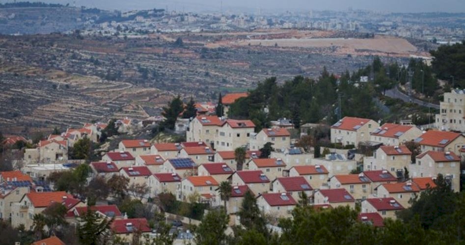 مخططات إسرائيلية لإقامة 392 وحدة استيطانية بالضفة