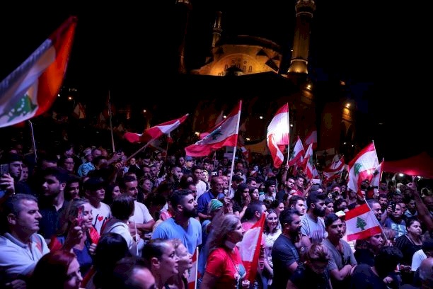 دعوات للإضراب في لبنان غداً