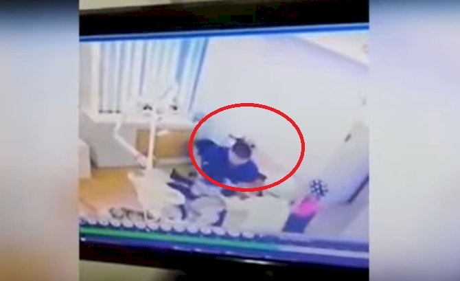 بالفيديو..طبيب أسنان يستخدم العنف مع طفل