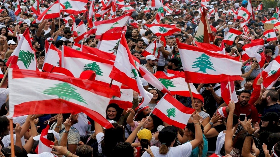 عون يأمل في ولادة حكومة لبنانية خلال أيام