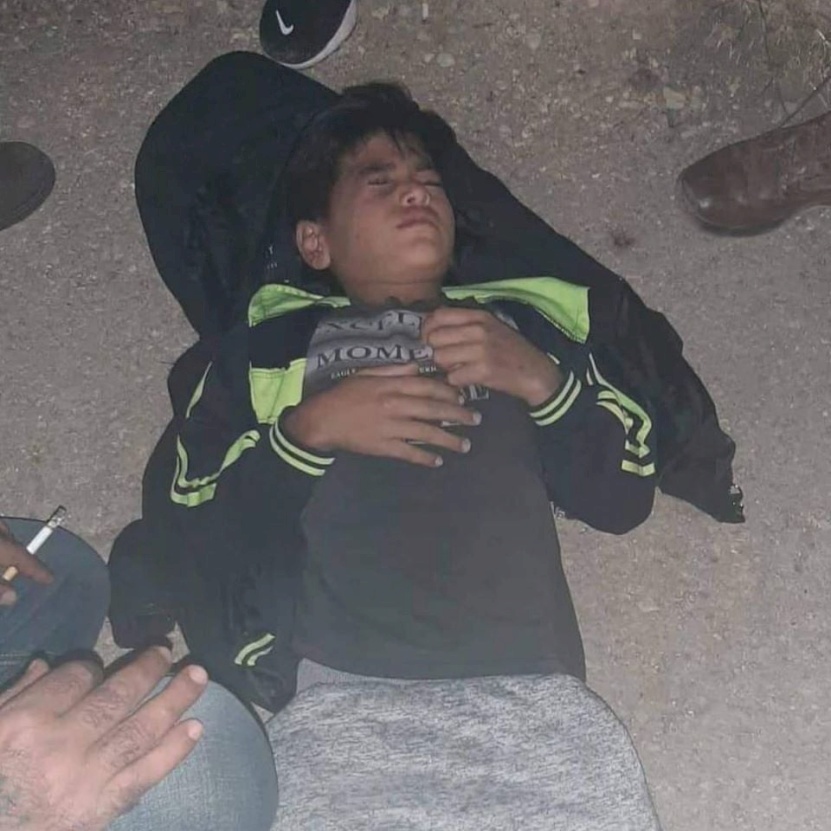 مستوطنون يعتدون على طفل بالخليل