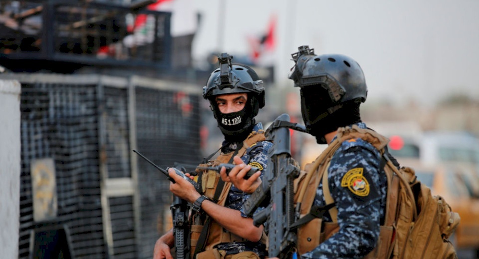 داخلية العراق: 4 قتلى و 80 جريحا ومُطلق النار مجهولاً