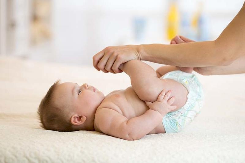 ما هو علاج الإمساك عند حديثي الولادة