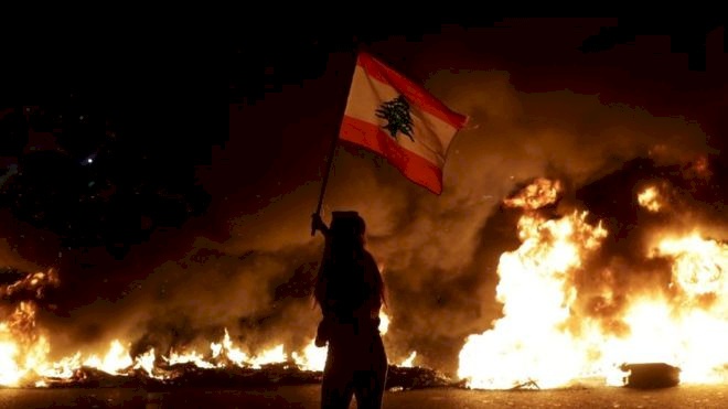 فيديو.. احتجاجات لبنان تتواصل والمتظاهرون يتوعدون
