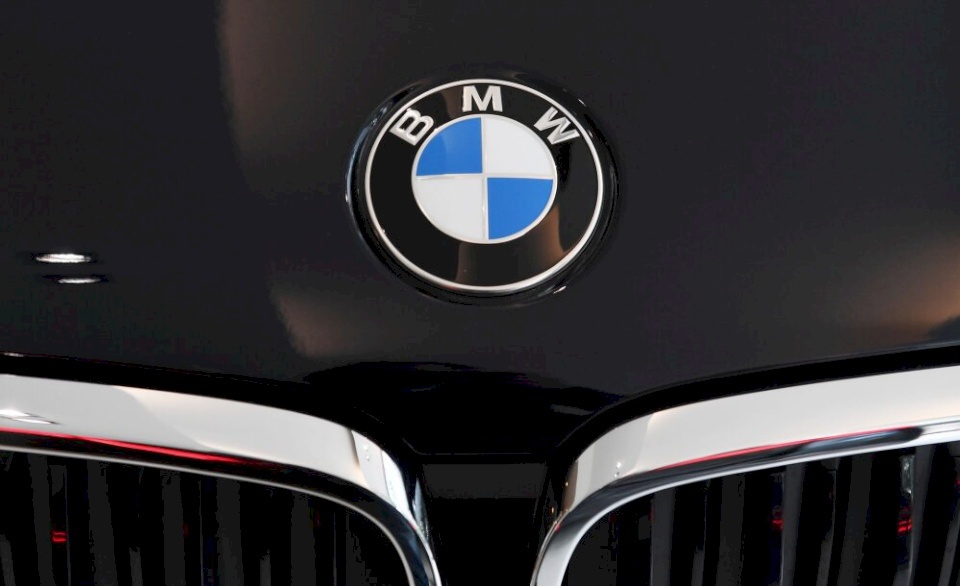 سيارة جديدة من bmw في 2021