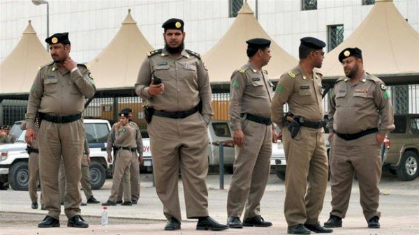 هل رحّلت السعودية أردنيين لعمان بملابسهم الداخلية؟