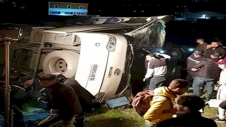 قتلى وجرحى بانقلاب حافلة في الجزائر